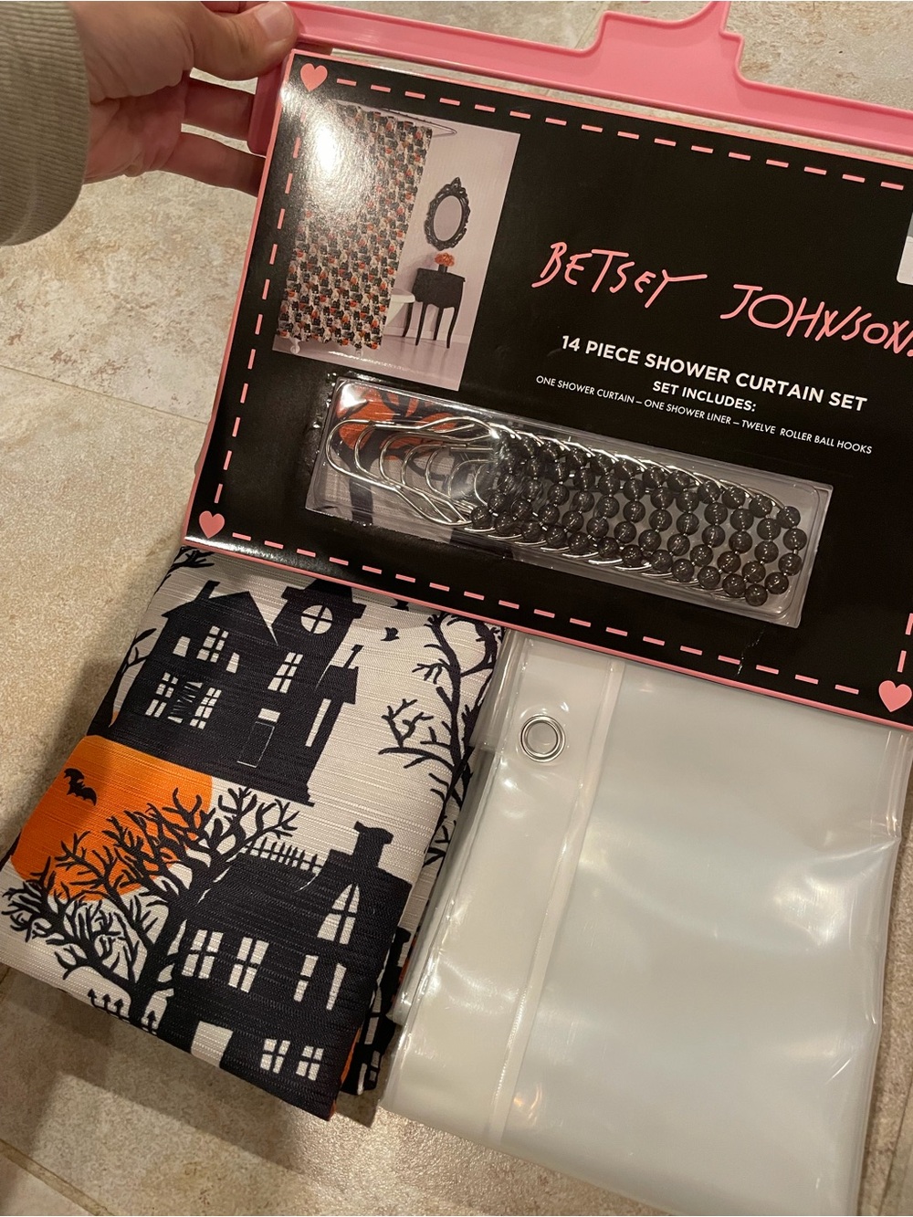 NWT Betsey Johnson Halloween 14 Piece Shower Curtain Set